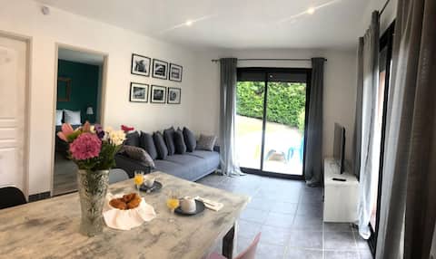 Single-family home, garden, parking
private 4 pers