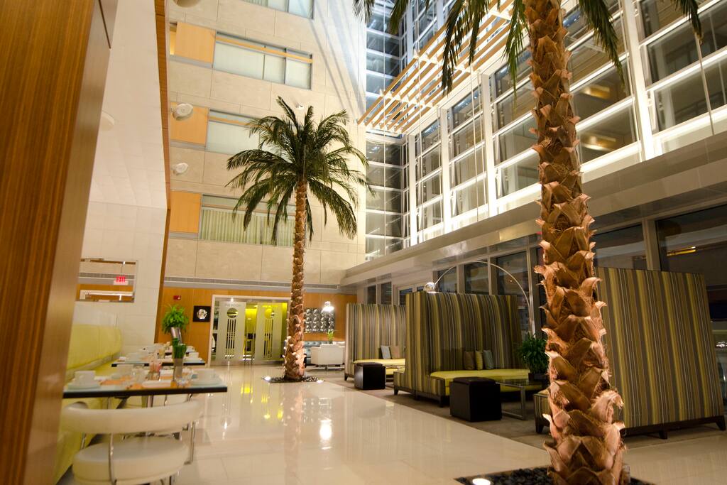 Conrad by Hilton Honors