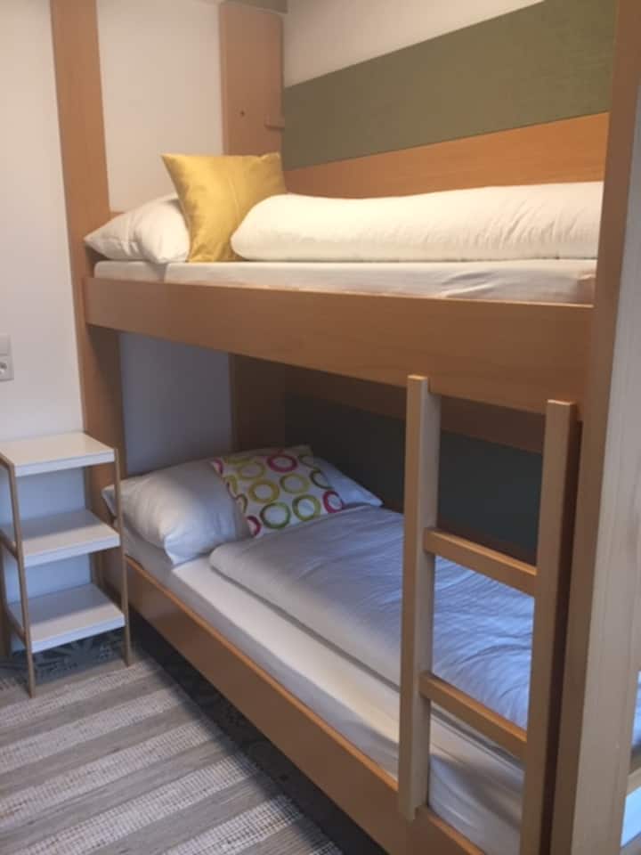 Chumba cha 2 kwa chumba cha 2/2 kwa watu 2