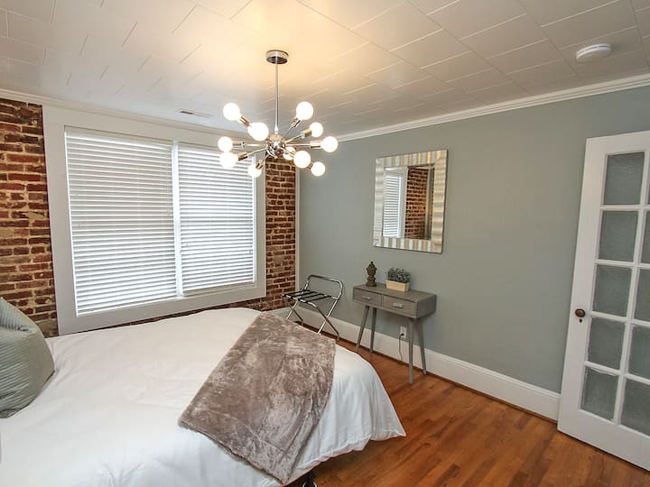 Top 10 Airbnb Vacation Rentals In West Jefferson, North Carolina