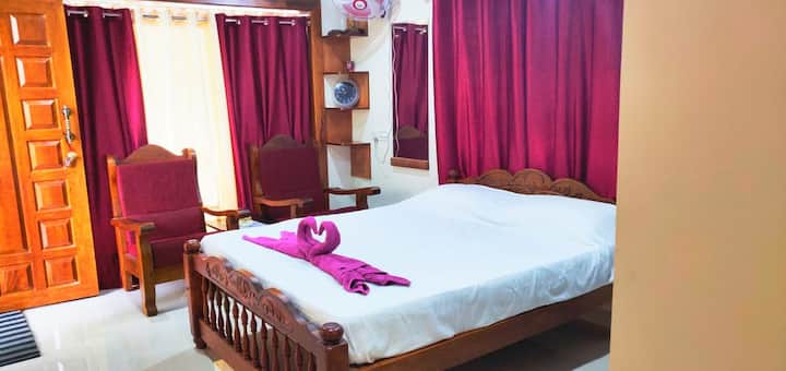 غرفة نوم في كوخ فاخر