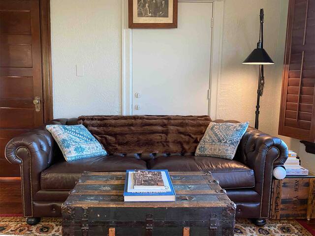 Spacious Full House 10 Minutes from The Mission gallery image 4