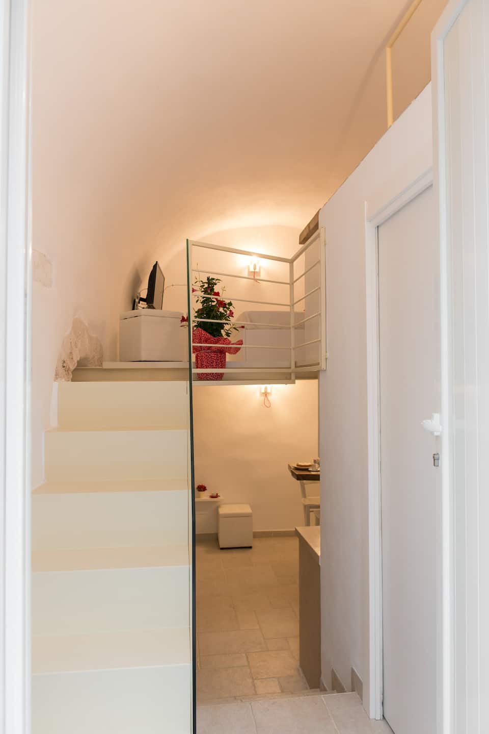 21mq Suite Home — photo 1