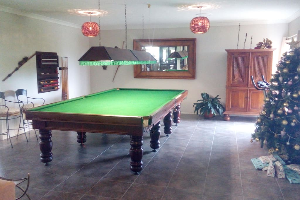 Full length billiard table