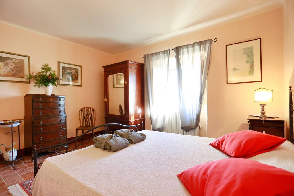 The rose room