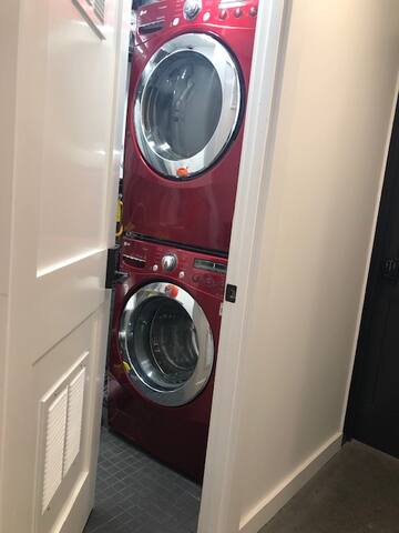 Sunset Suite Retreat gallery image 5