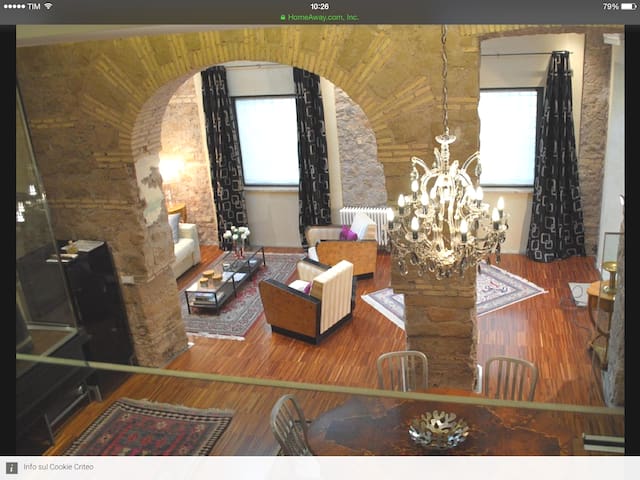 New 5 Star Emotional & Luxury Apt.