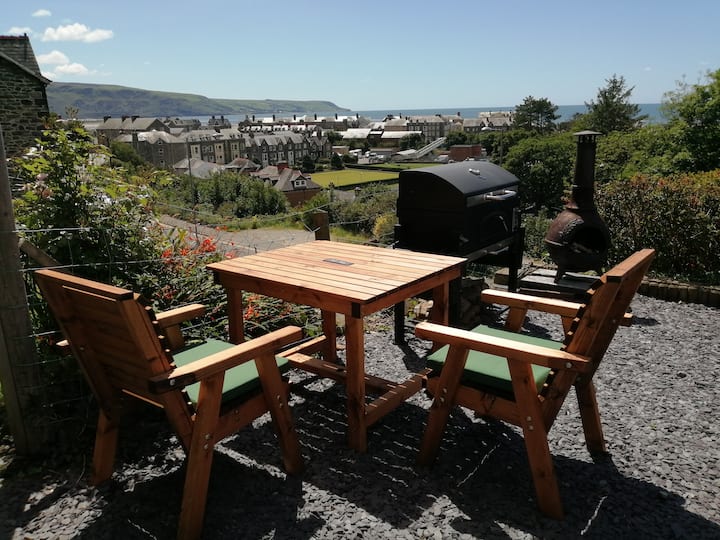 Victorian Apartment in Barmouth with Sea Views Apartments for Rent in