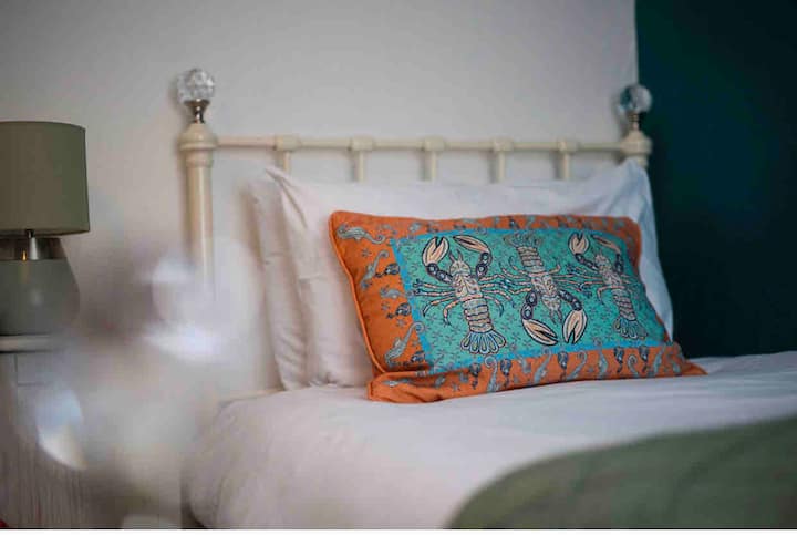 غرفة النوم 2