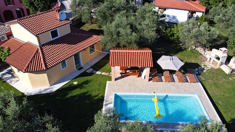 Top Airbnb: Damjanić Holiday House in Općina Brtonigla