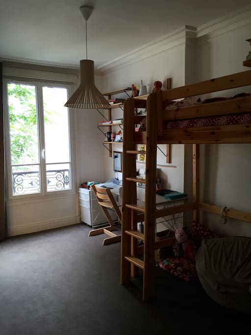 Chambre 2
Un lit