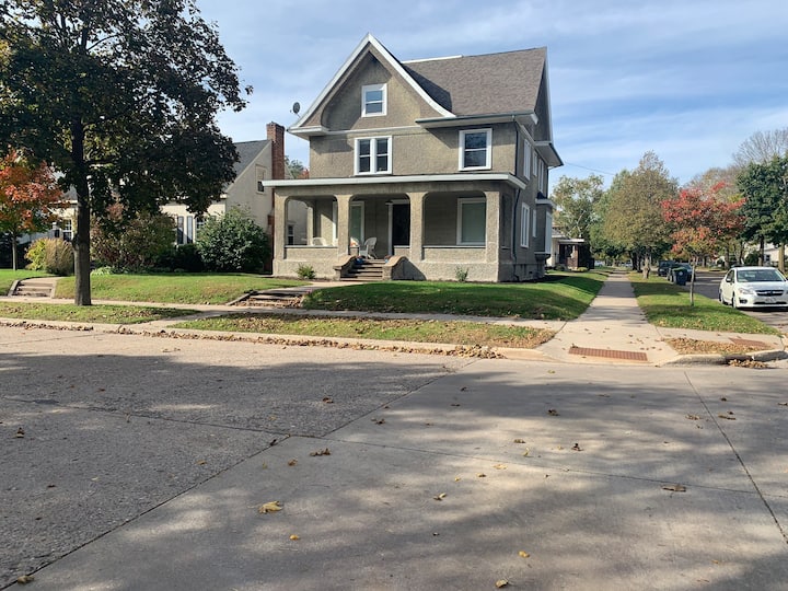La Crosse Vacation Rentals & Homes Wisconsin, United States Airbnb