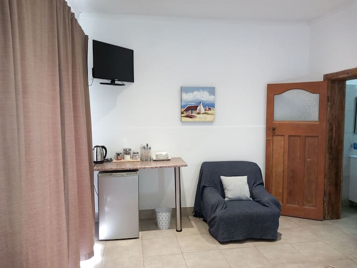 7 On Grey Guesthouse Room 2 - Colesberg