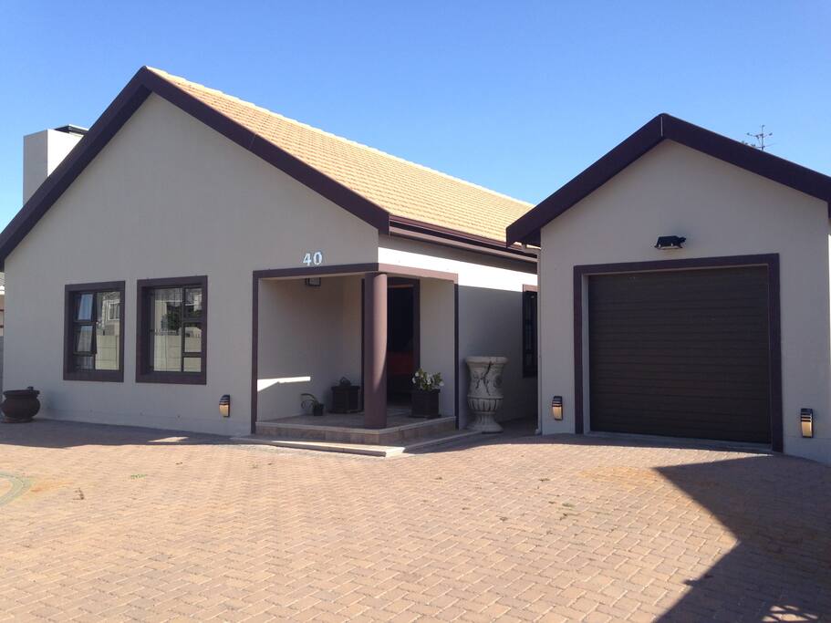 Front view of home