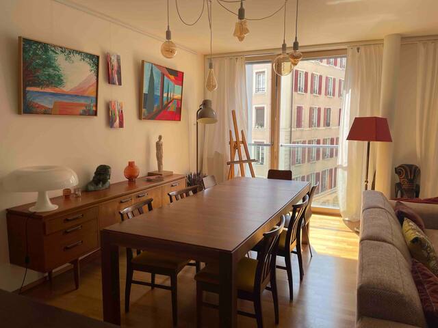 Flat next to the lake with Terrace and parking gallery image 4