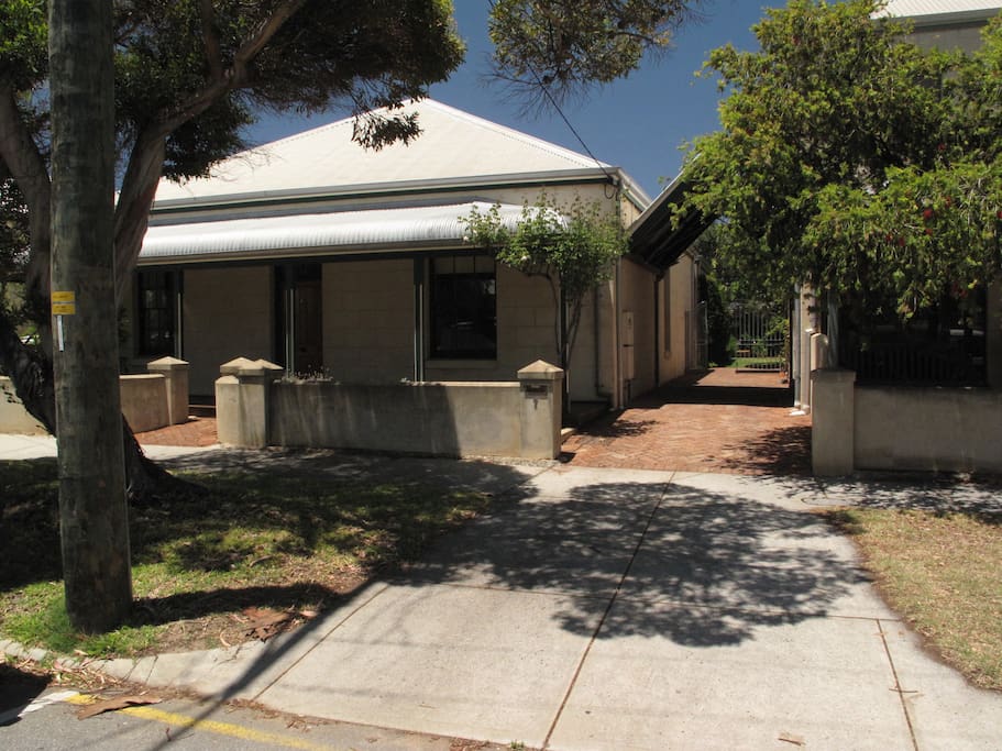 Front of house on Russel street