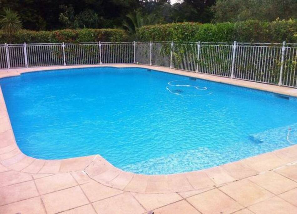 Heated pool