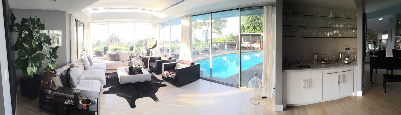 Mid Century Bel Air Masterpiece gallery image 4