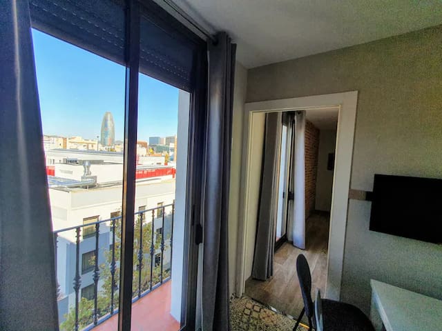 ACOGEDOR APARTAMENTO EN POBLENOU