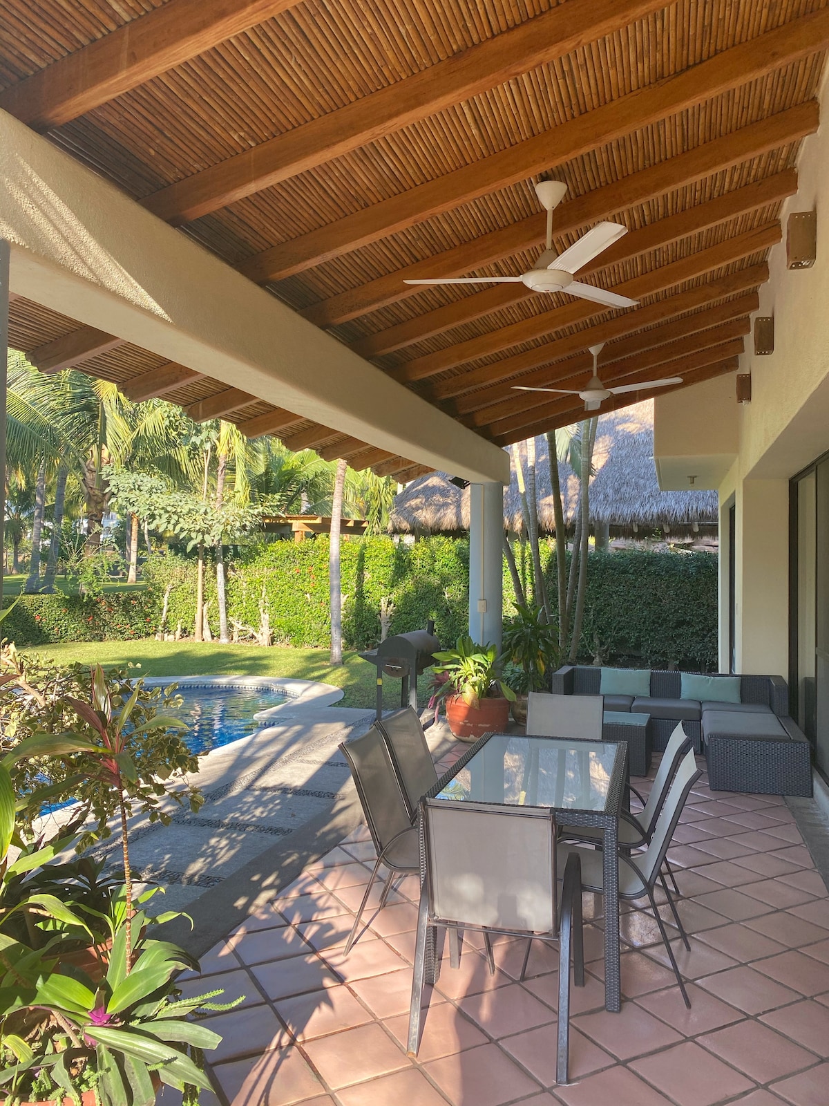 6BR Villa in Manzanillo — 6 bedroom vacation rental in Manzanillo