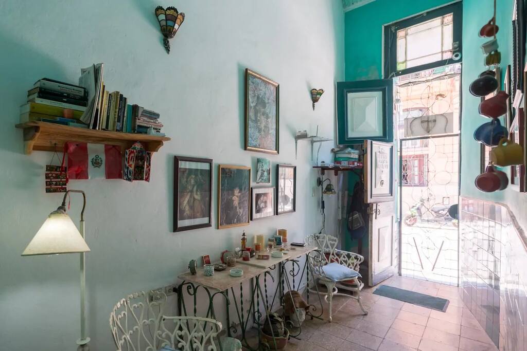 Imagen del recibidor de la casa.
Image of the hall of the house.
