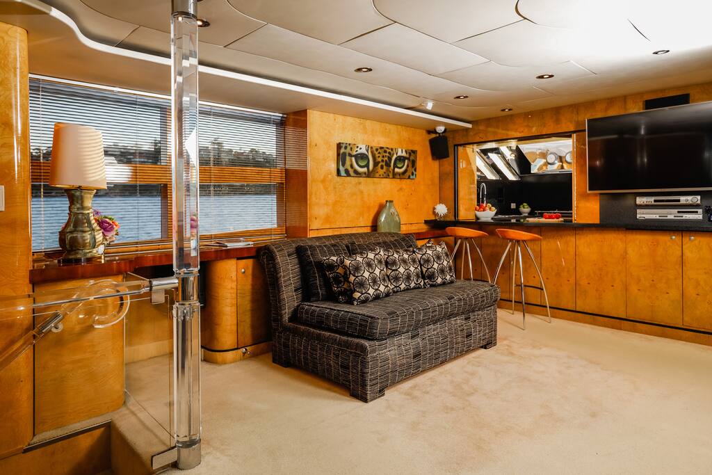 Lounge area