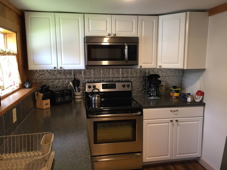 Newly Renovated Kitchen