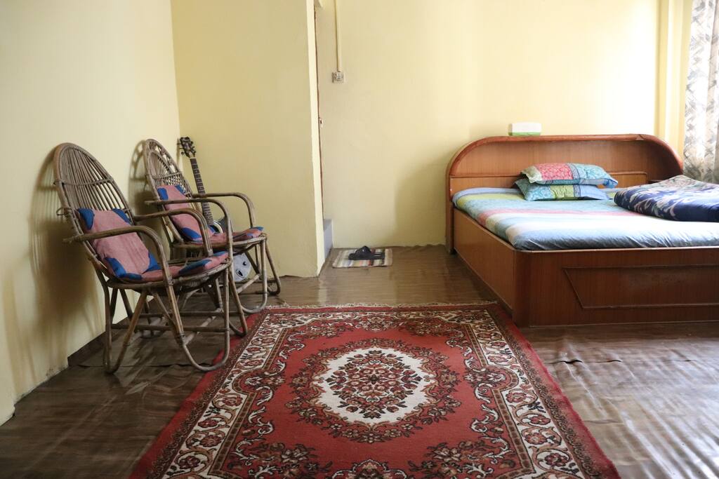 Bed room