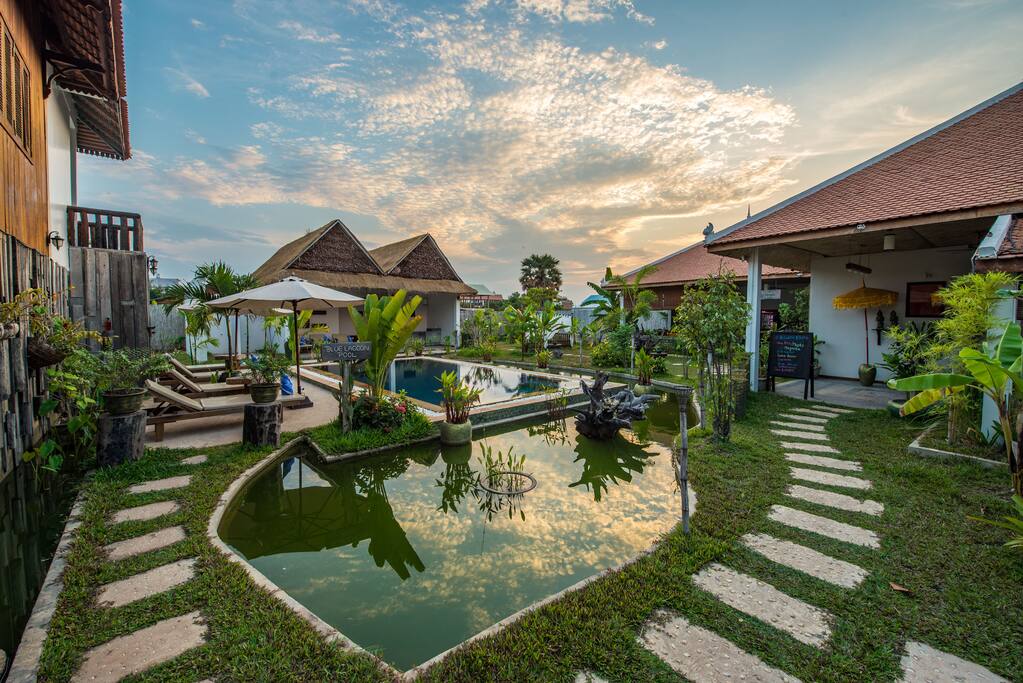 Over View of Blue Lagoon Garden Landscape