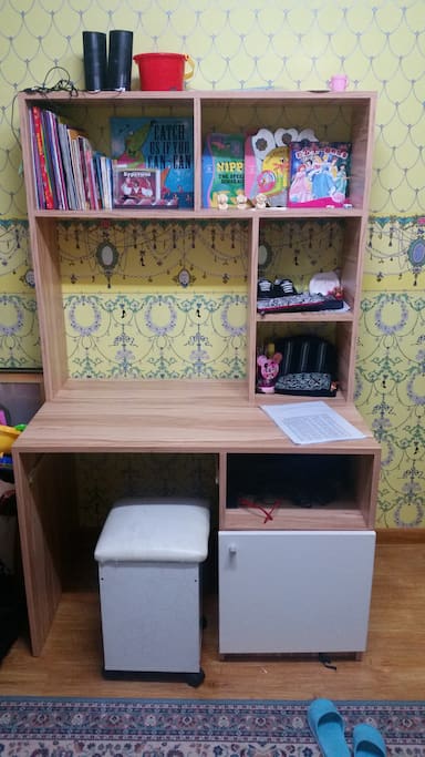 Laptop area Kids room
