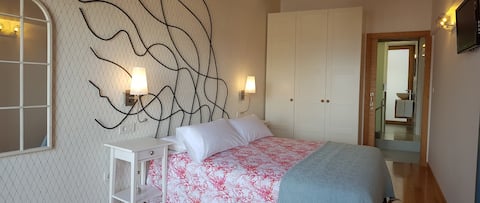 Airbnb con mejor rendimiento: A Casiña de Dina: ocean and mountain views en Fisterra