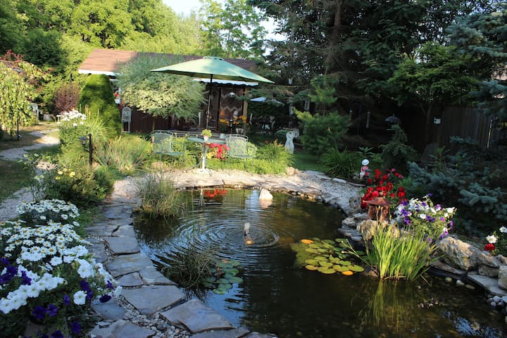 Finlandia Cottage