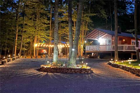 Renovated Cottage*Lakes*Pools*Firepit*Hiking