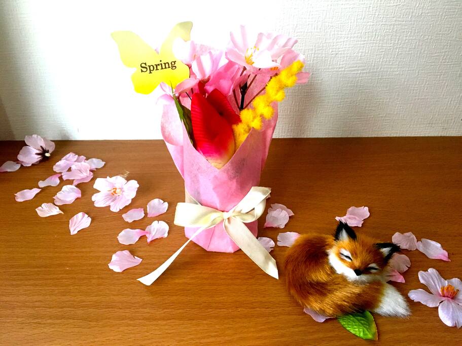 a souvenir fox from my guest
