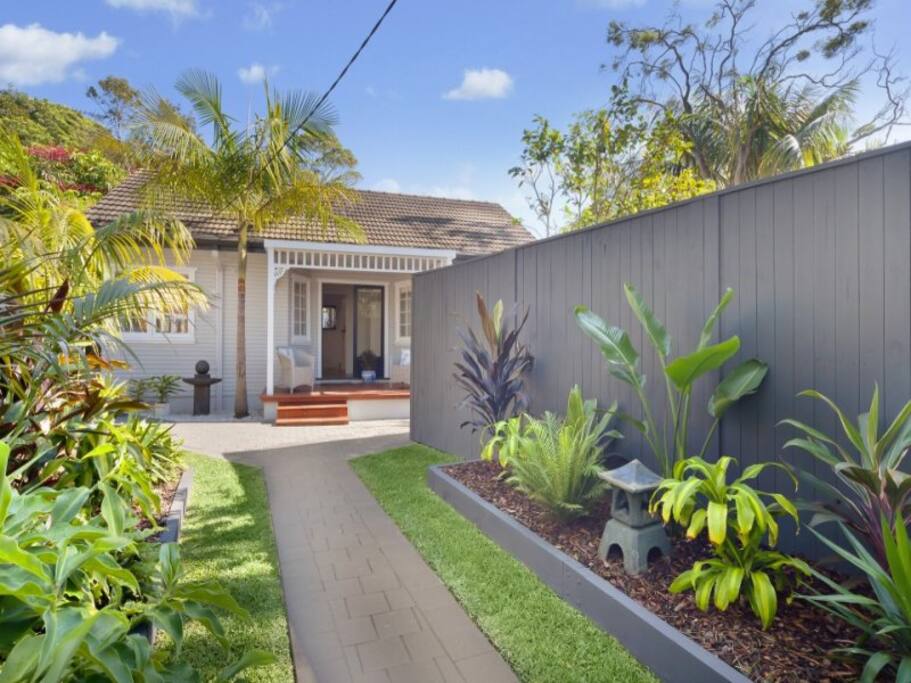 Entrance to the house via Neighbours side