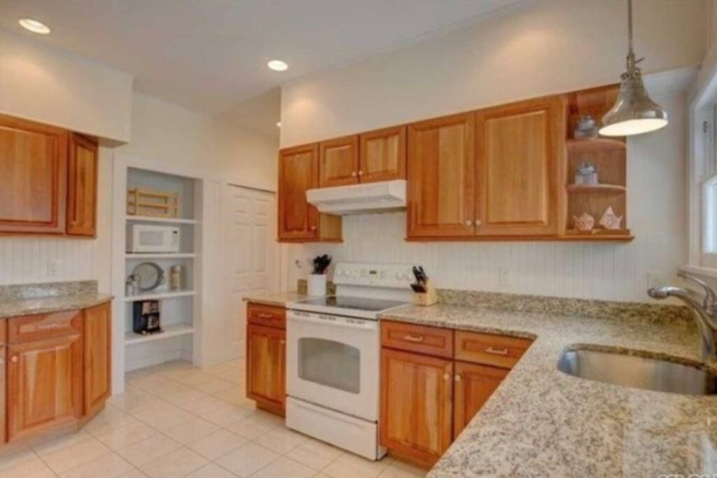 clean kitchen