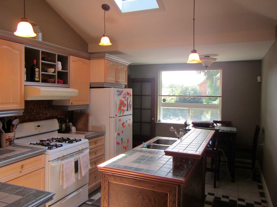 bright spacious kitchen