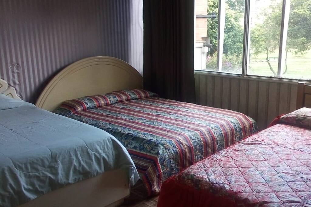 LARGE BEDROOM
