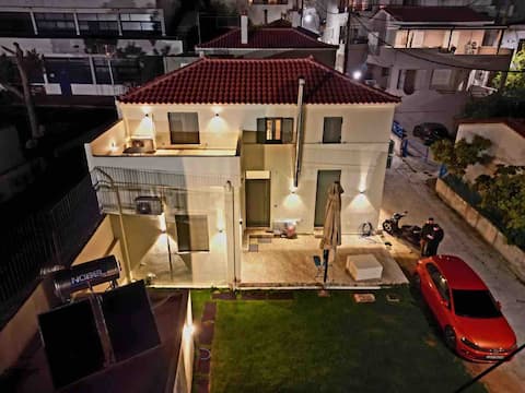 Mansion with attic in the center of Naples