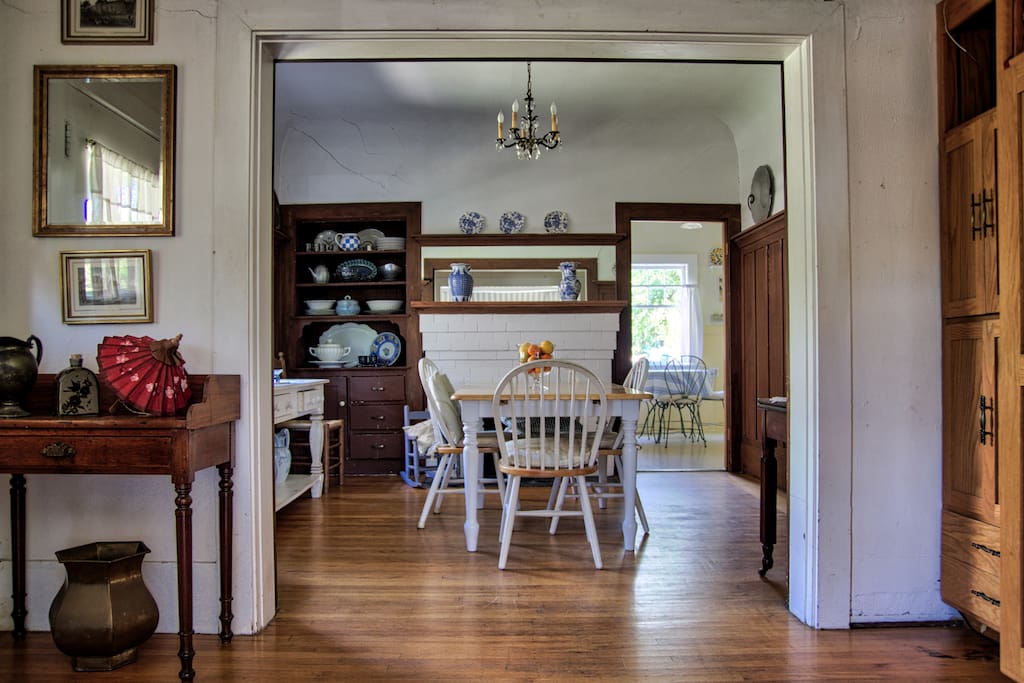 Dining room and entryway