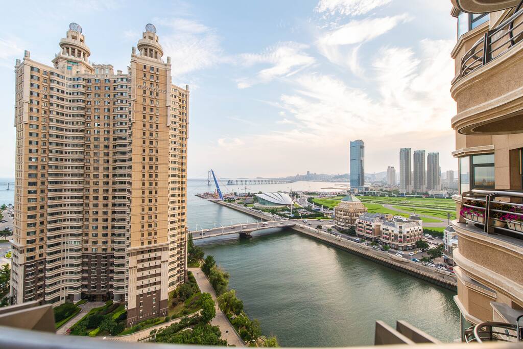 在客厅看的风景