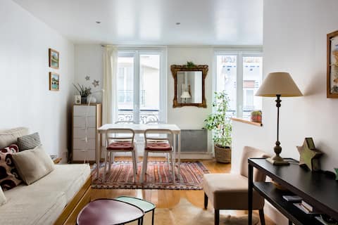 Successful Airbnb property: Charming Apartment in Sought-After Area near Vavin Metro in Paris 6e Arrondissement
