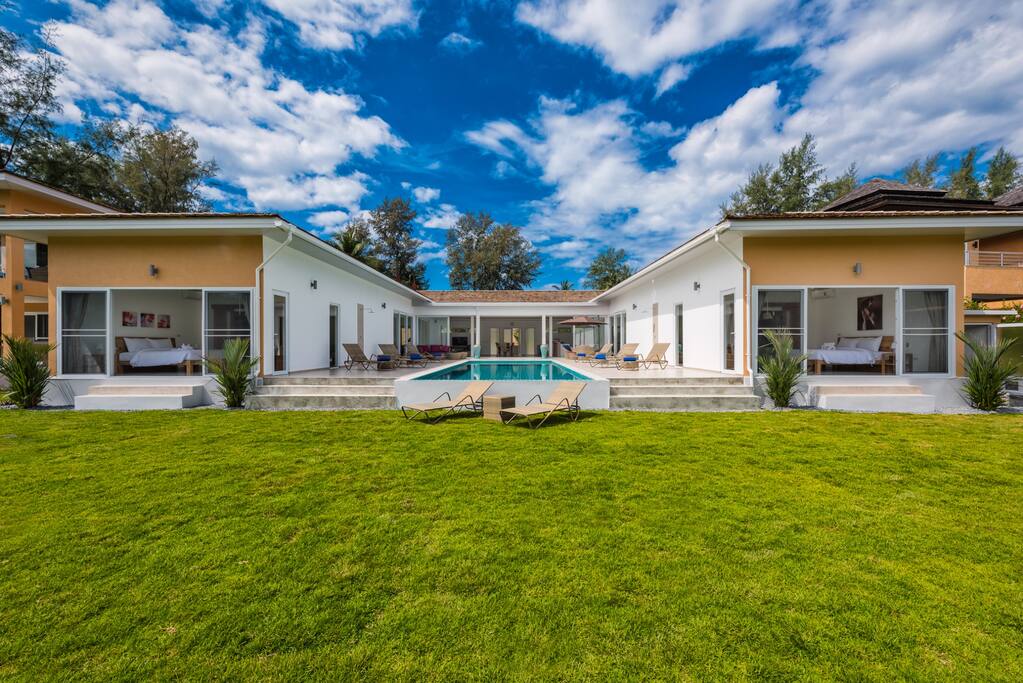 Villa 62F day view