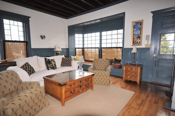 The Stone Cottage Ocean Views Cottages For Rent In York Maine