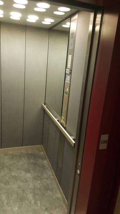 L'ascenseur de l'appartement
