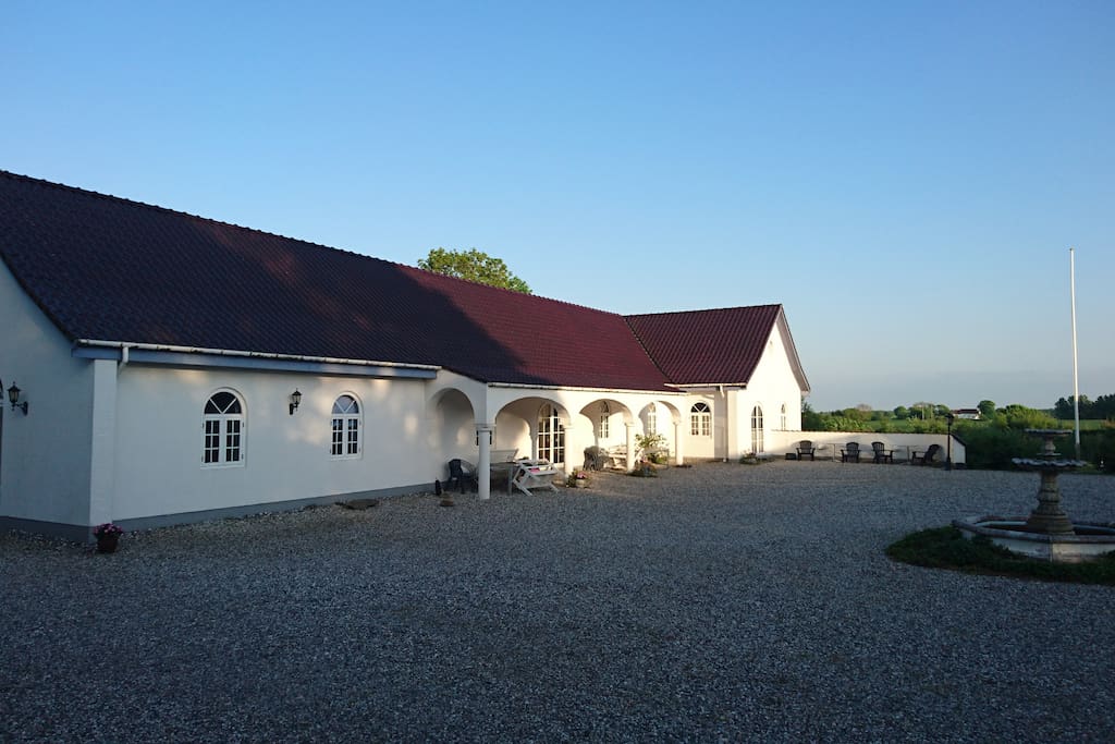 Fra gården