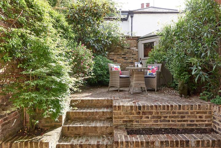 LUXURY BELGRAVIA HOUSE gallery image 4