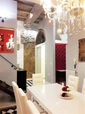 Art Suite Ponte Vecchio gallery image 3