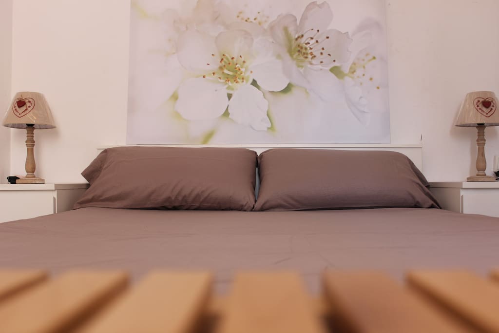 Habitación con cama doble