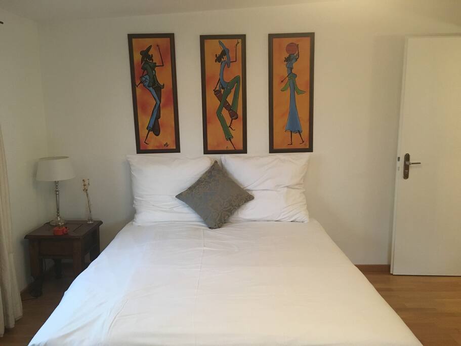 White & Clean bed (we change every time after the guests leaving)